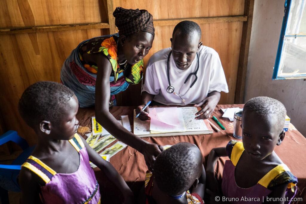 SouthSudan-children-consultation
