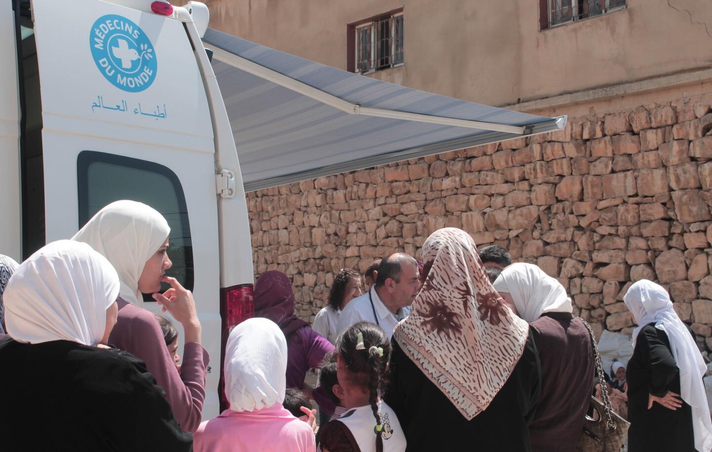 Sebastien-Chatelier-Mobile-clinic-Lebanon-sept-2013-001-1