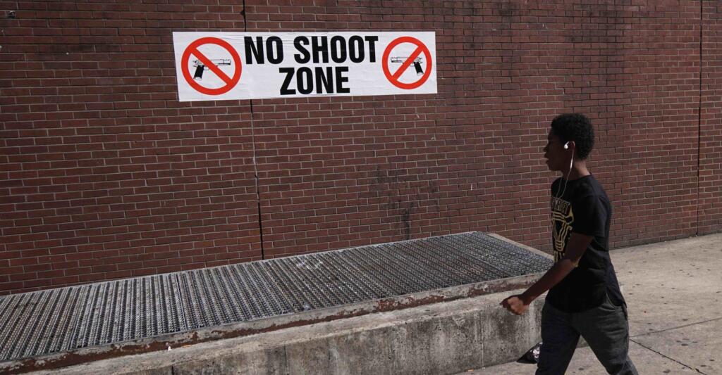 US-POLICE-DRUGS-CRIME-RACISM